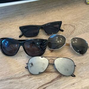 4 pair vintage sunglasses as is